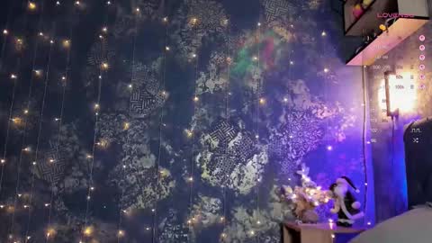 _thenightmoon_ online show from December 15, 1:54 am