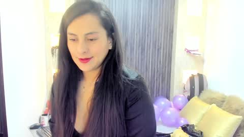 Snapshot of _tiffany_queen chatting on January 29, 6:18 pm Stefania online show from January 29, 6:18 pm