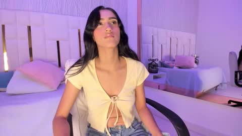 Rousse  online show from November 5, 7:03 pm