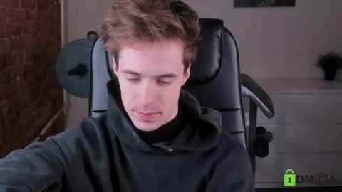 _tokyo_ghoul online show from December 21, 10:22 am