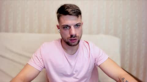 Tony Wolf online show from April 5, 9:01 pm