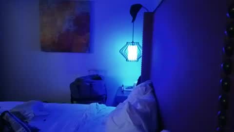 VioletTheDoll online show from December 6, 1:51 am