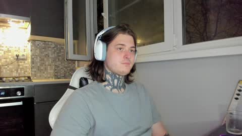 Snapshot of _torfin_ chatting on December 5, 9:06 pm _torfin_ online show from December 5, 9:06 pm