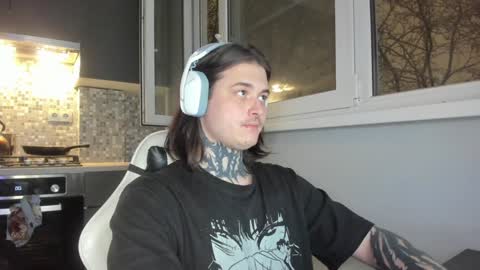 Snapshot of _torfin_ chatting on December 14, 9:24 pm _torfin_ online show from December 14, 9:24 pm