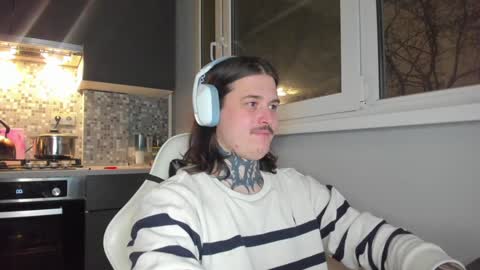 Snapshot of _torfin_ chatting on January 7, 9:25 pm _torfin_ online show from January 7, 9:25 pm