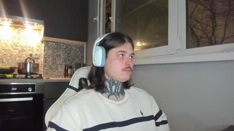 Snapshot of _torfin_ chatting on January 8, 6:52 pm _torfin_ online show from January 8, 6:52 pm