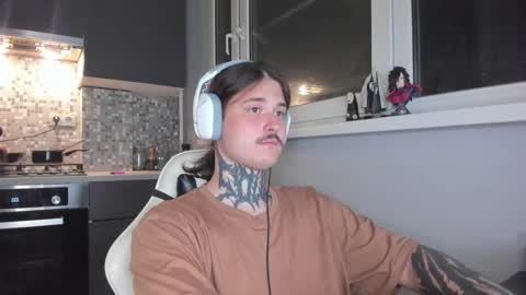 Snapshot of _torfin_ chatting on February 14, 7:02 pm _torfin_ online show from February 14, 7:02 pm