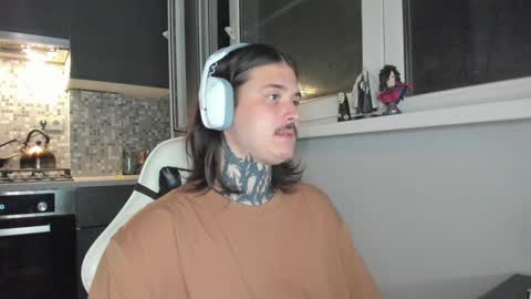 Snapshot of _torfin_ chatting on February 15, 10:10 pm _torfin_ online show from February 15, 10:10 pm