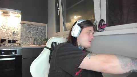 Snapshot of _torfin_ chatting on March 6, 3:24 am _torfin_ online show from March 6, 3:24 am