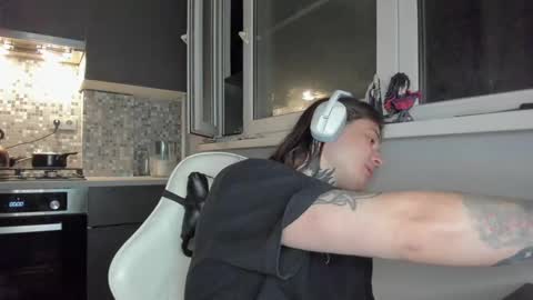 Snapshot of _torfin_ chatting on March 10, 8:34 pm _torfin_ online show from March 10, 8:34 pm