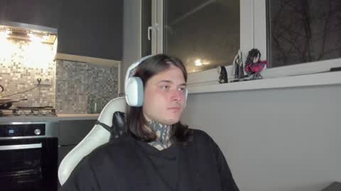 Snapshot of _torfin_ chatting on March 12, 4:46 pm _torfin_ online show from March 12, 4:46 pm