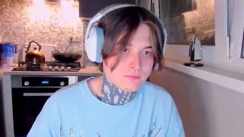 Snapshot of _torfin_ chatting on February 27, 11:38 pm _torfin_ online show from February 27, 11:38 pm