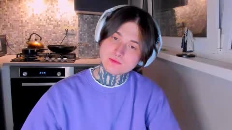 Snapshot of _torfin_ chatting on February 28, 10:00 pm _torfin_ online show from February 28, 10:00 pm