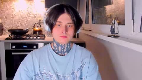 Snapshot of _torfin_ chatting on March 1, 8:22 pm _torfin_ online show from March 1, 8:22 pm