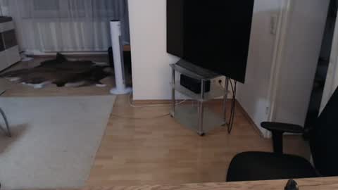 _trythis_ online show from July 21, 6:54 pm