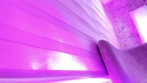 valeria jade online show from April 11, 7:45 am