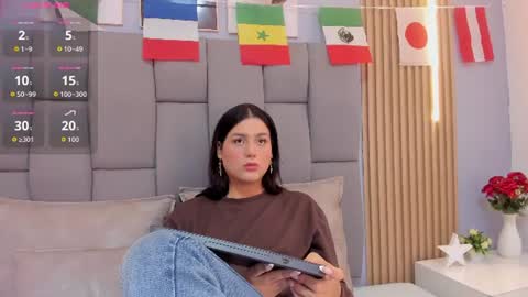 _valerycooper online show from June 20, 12:19 pm