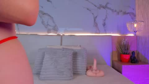 Snapshot of _valeryysmith_ chatting on September 16, 4:35 am Valery online show from September 16, 4:35 am