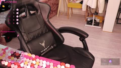 Alis online show from March 12, 7:36 am