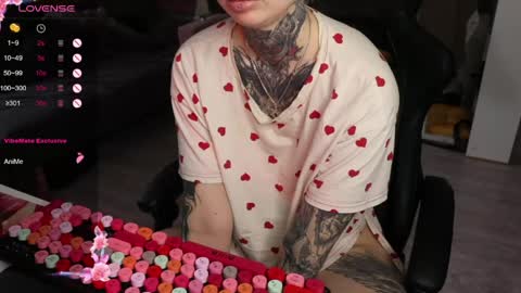 Alis online show from April 12, 11:04 am