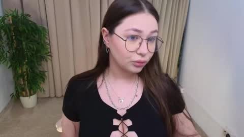 Wendy online show from February 20, 2:39 pm