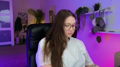 Wendy online show from May 13, 1:52 pm