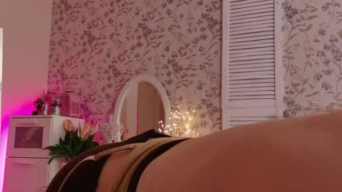 Wendy online show from April 9, 6:19 am