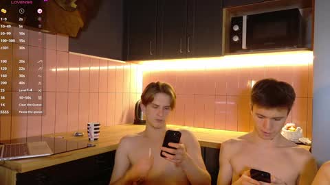 Snapshot of _whitenight18_ chatting on January 29, 7:32 pm Bogdan Vlad online show from January 29, 7:32 pm