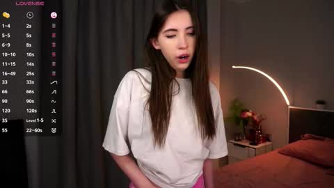 Anna online show from February 6, 6:44 pm