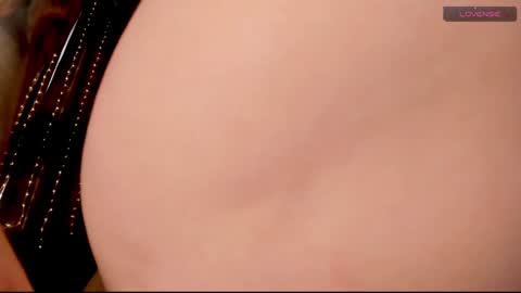 Snapshot of _witch__ chatting on February 8, 1:44 pm Enni online show from February 8, 1:44 pm
