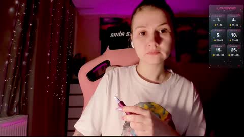 Snapshot of _witch__ chatting on February 27, 7:55 am Enni online show from February 27, 7:55 am