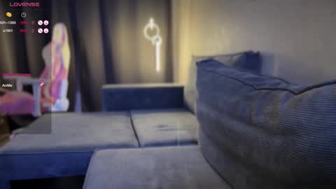 Snapshot of _your_little_devil_ chatting on February 24, 10:08 pm _your_little_devil_ online show from February 24, 10:08 pm