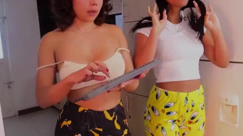 Macca and Ana online show from January 20, 1:11 pm