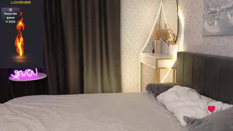 Jasmine online show from January 8, 8:16 am