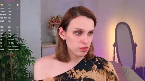 LITTLE FOX online show from January 8, 1:52 pm