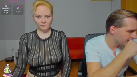 Candice and Mark online show from December 23, 8:25 pm