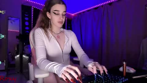 Roxy online show from January 10, 12:34 am