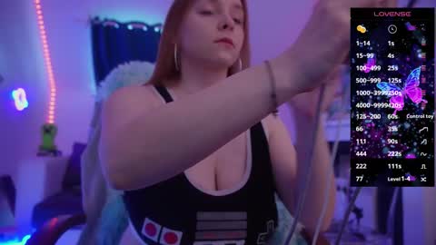 Snapshot of _yummy_girl_ chatting on February 2, 9:08 am Polly online show from February 2, 9:08 am