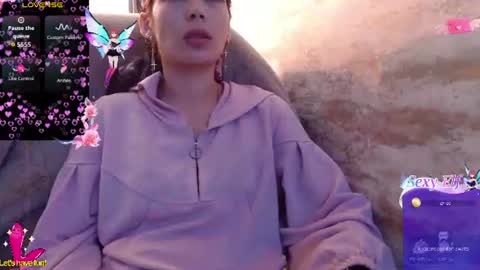 Yuyi online show from July 16, 4:07 am