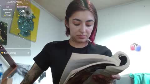 Zoe  online show from October 24, 10:17 pm