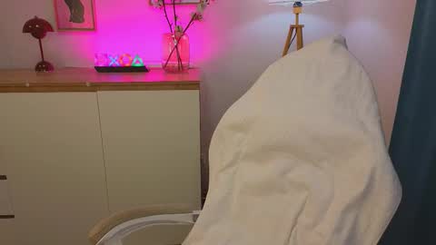 Denis online show from February 19, 12:23 pm