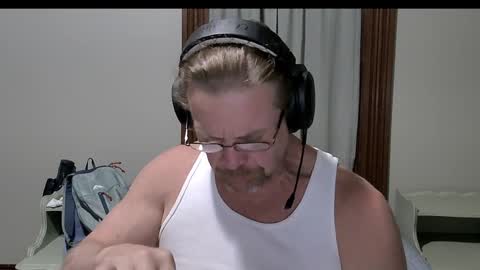 Snapshot of a2le3x867230 chatting on February 26, 1:32 am Trisha Monroe Xo and him online show from February 26, 1:32 am