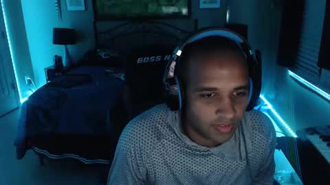 a4orce online show from December 3, 2:25 am