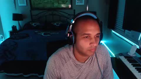 a4orce online show from February 19, 5:49 am