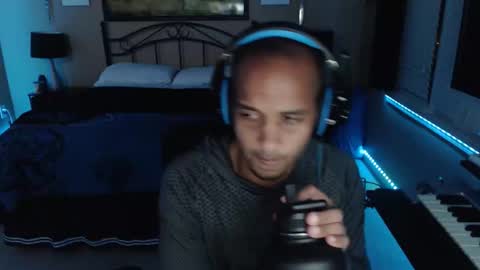 a4orce online show from March 25, 2:06 am