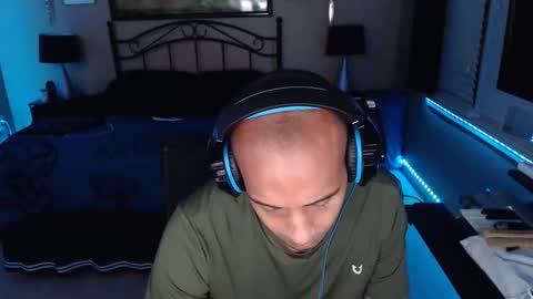 a4orce online show from April 2, 1:14 am