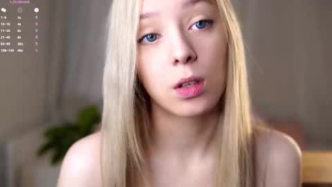 Snapshot of a__mother_of_dragons chatting on February 26, 1:37 am Luna online show from February 26, 1:37 am