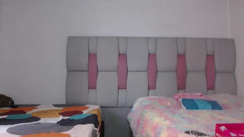 Snapshot of a_g_b chatting on September 15, 3:45 pm a_g_b online show from September 15, 3:45 pm