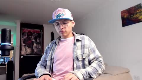 alejo online show from December 10, 8:38 pm