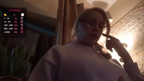 Who knows online show from February 19, 7:21 pm